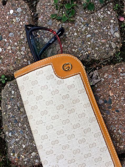 gucci vintage eyeglass case|Gucci vintage round sunglasses.